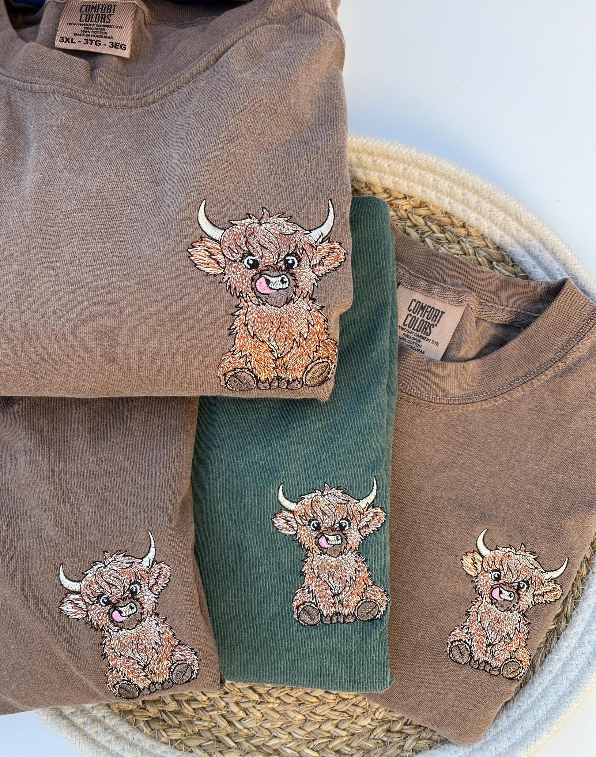 Fluffy Embroidered Highland Cow Personalized Comfort Colors Long Sleeve T Shirt Left Chest Embroidery Garment Dyed Long Sleeve Top Mom Gift